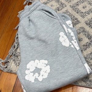 Gray ultimate men’s jogger